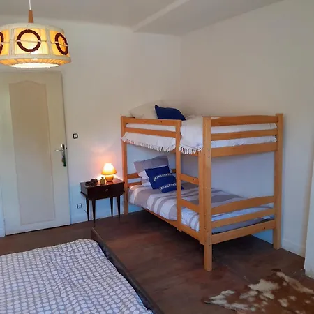 Charmante Maison D'hotes Au Centre De Tatil Evi Bruguieres