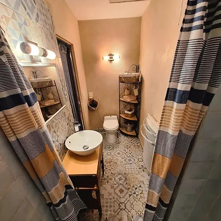 Charmante Maison D'hotes Au Centre De Tatil Evi